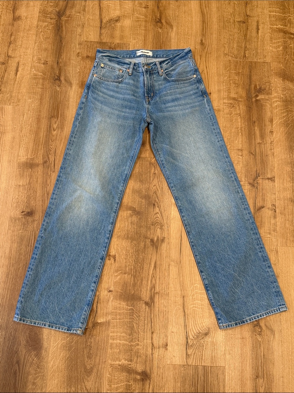Madewell The Low-Rise Loose Jean - Picture 11 of 13
